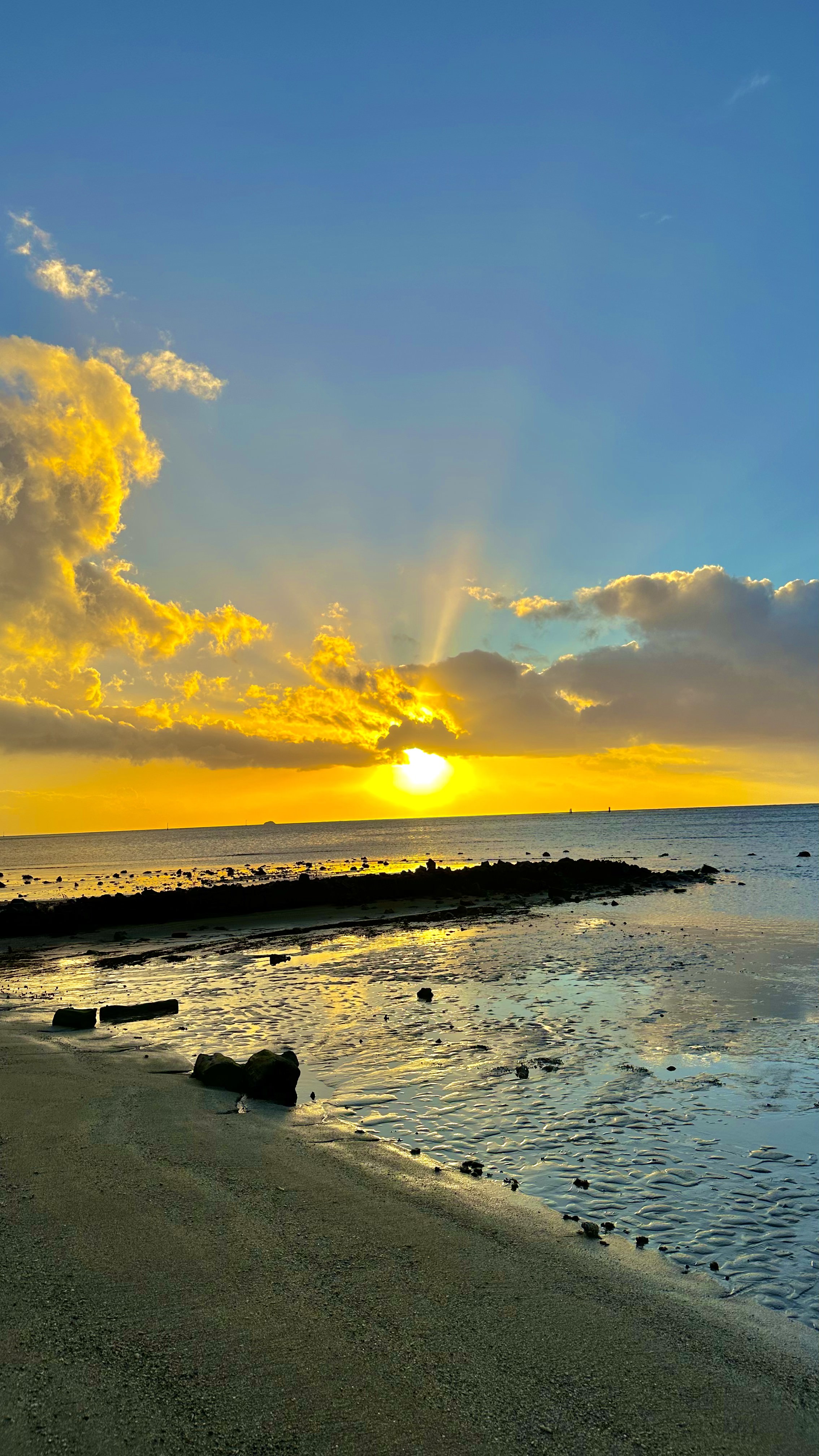 Sunsets · Rodrigues